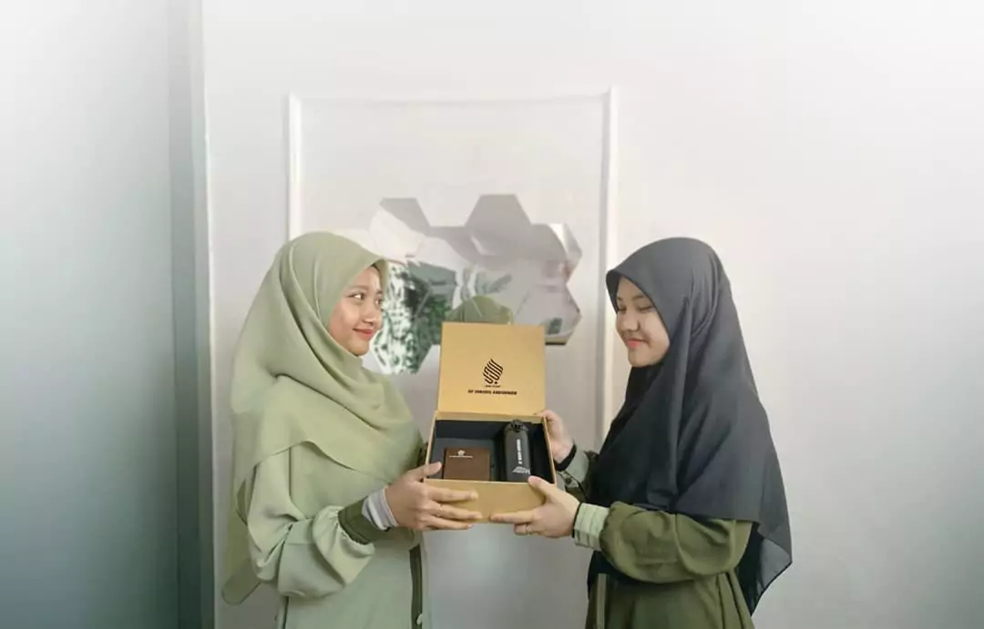 8 Alasan Mengapa Harus Memesan Flashdisk Kartu di Mahada Indonesia