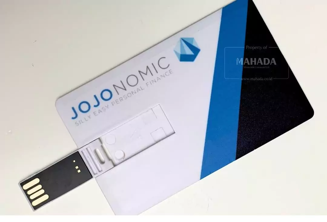 Flashdisk Kartu, Trend Baru Flash Drive 2020 yang Tidak Boleh Dilewatkan