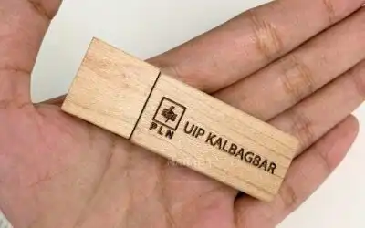 Mengenal Lebih Jauh USB Flash Drive