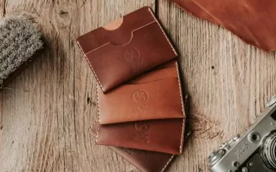 Simpan Kartu Nama dalam Card Holder Eksklusif Ini!