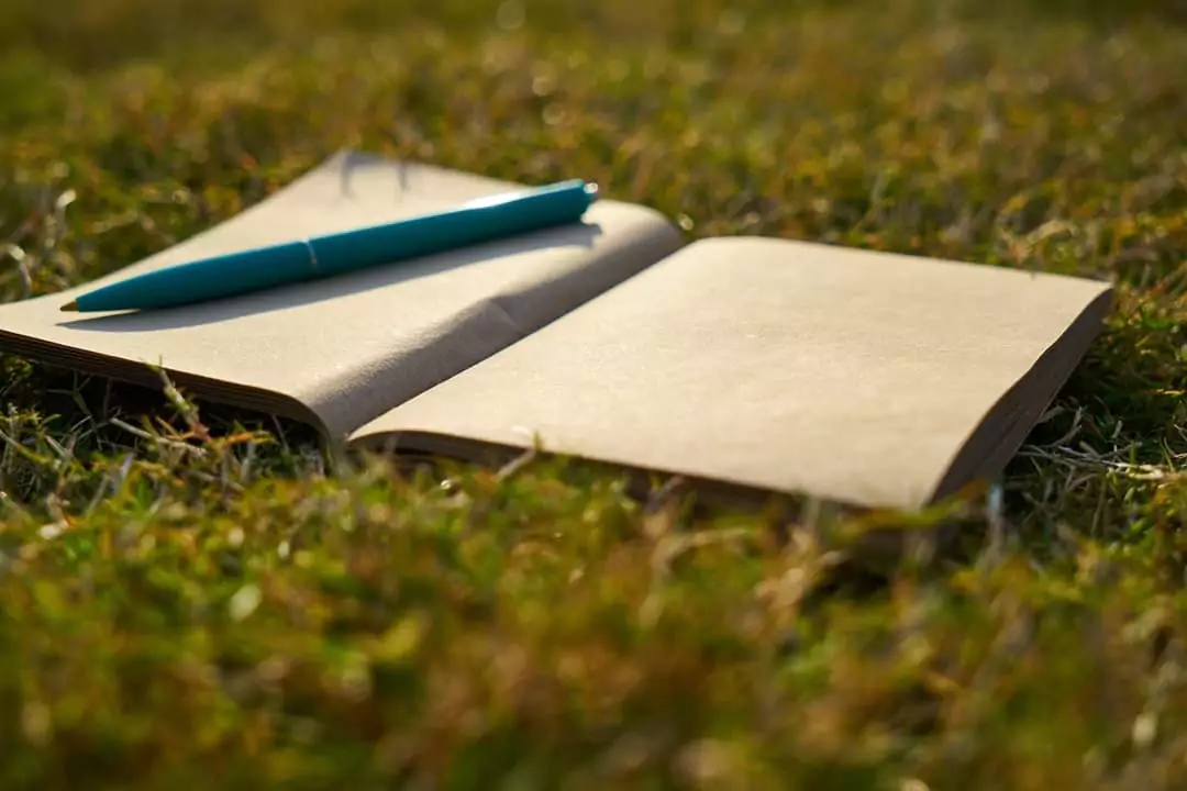 Manfaat Menulis Jurnal Harian Manfaat Menulis Jurnal Harian