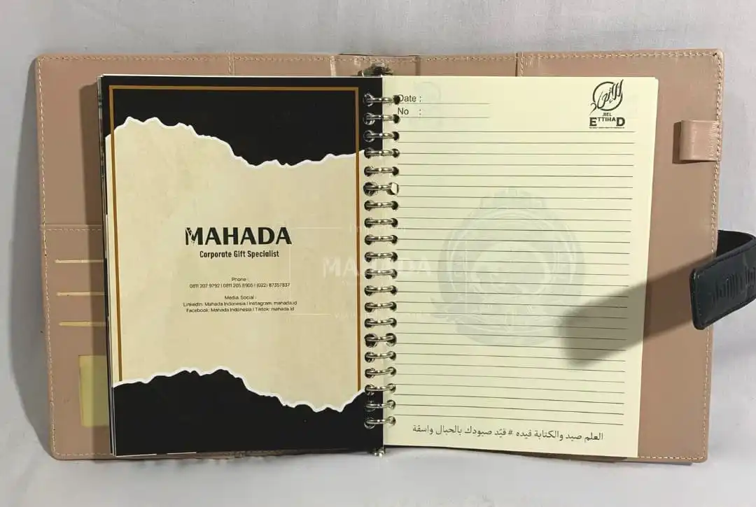 Binder, Buku Ring Logam yang Populer