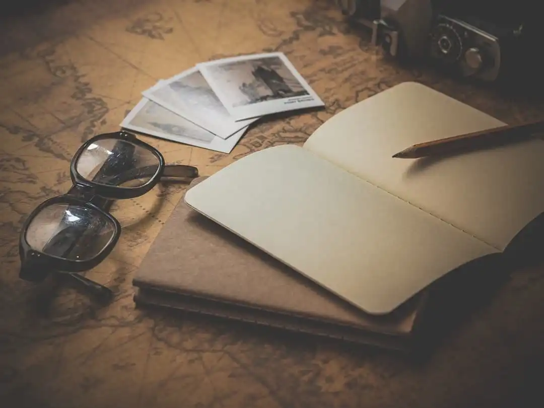 Menjadi Traveler Bermanfaat dengan Catatan Perjalanan
