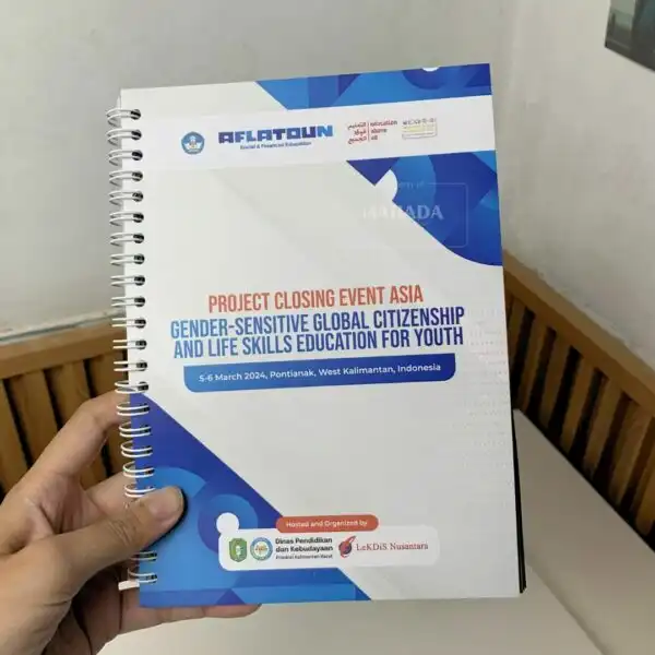 Buku Agenda Dengan Cover Berbahan Softcover Jilid Ring Kawat (6)