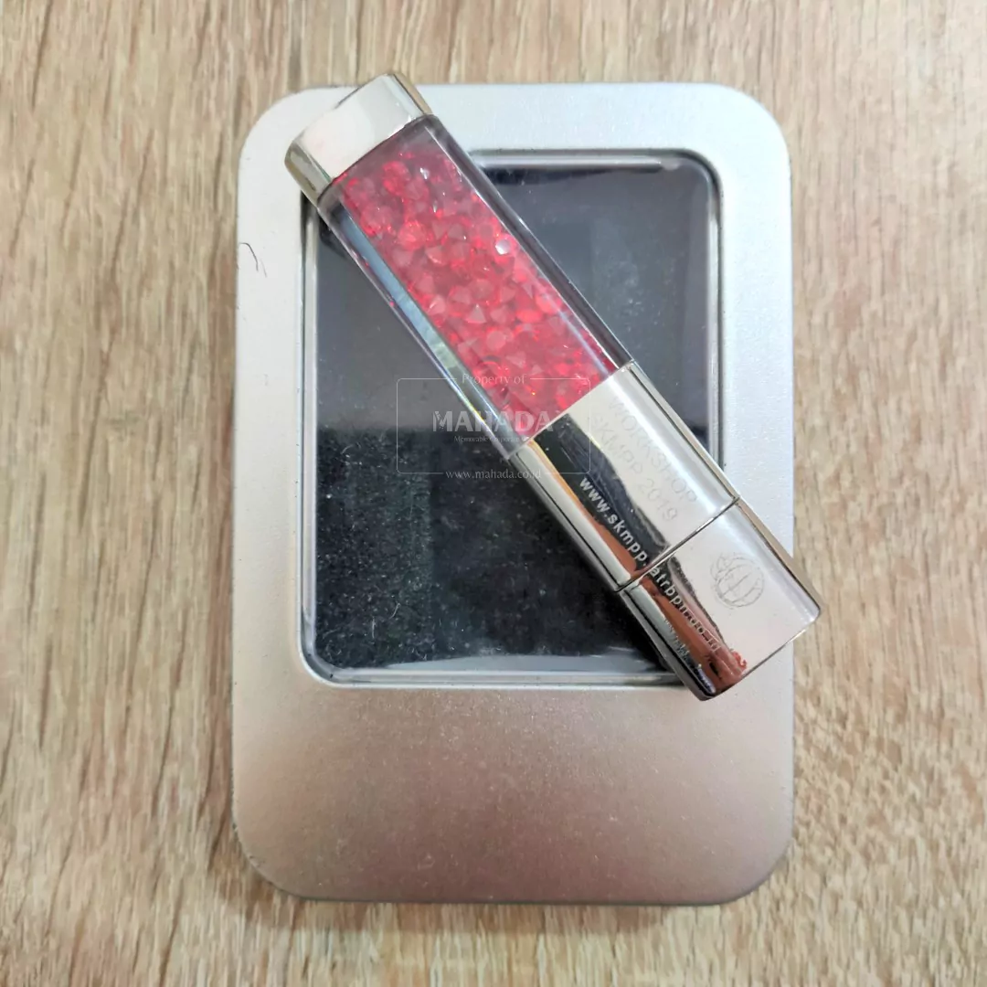 Flashdisk Berbahan Akrilik Dengan Model Kristal Dilengkapi Packaging (3)