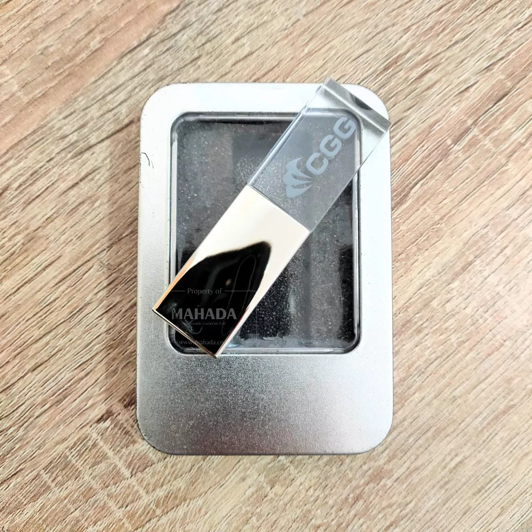 Flashdisk Berbahan Kombinasi Metal dan Akrilik Dengan Logo dan Packaging Khusus (2)
