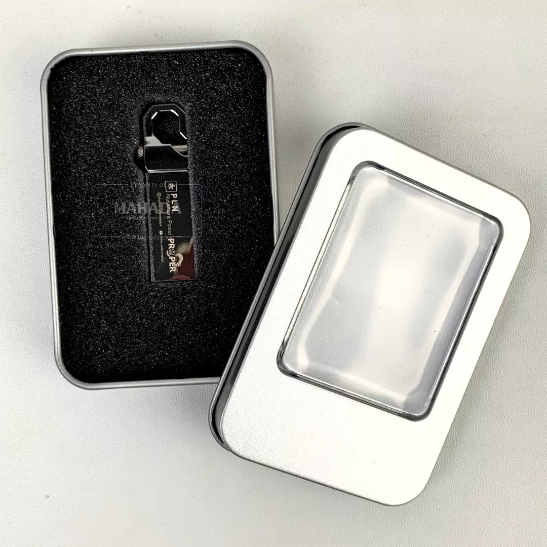 Flashdisk Berbahan Metal Dengan Logo Custom Dilengkapi Packaging dan Gantungan (4)