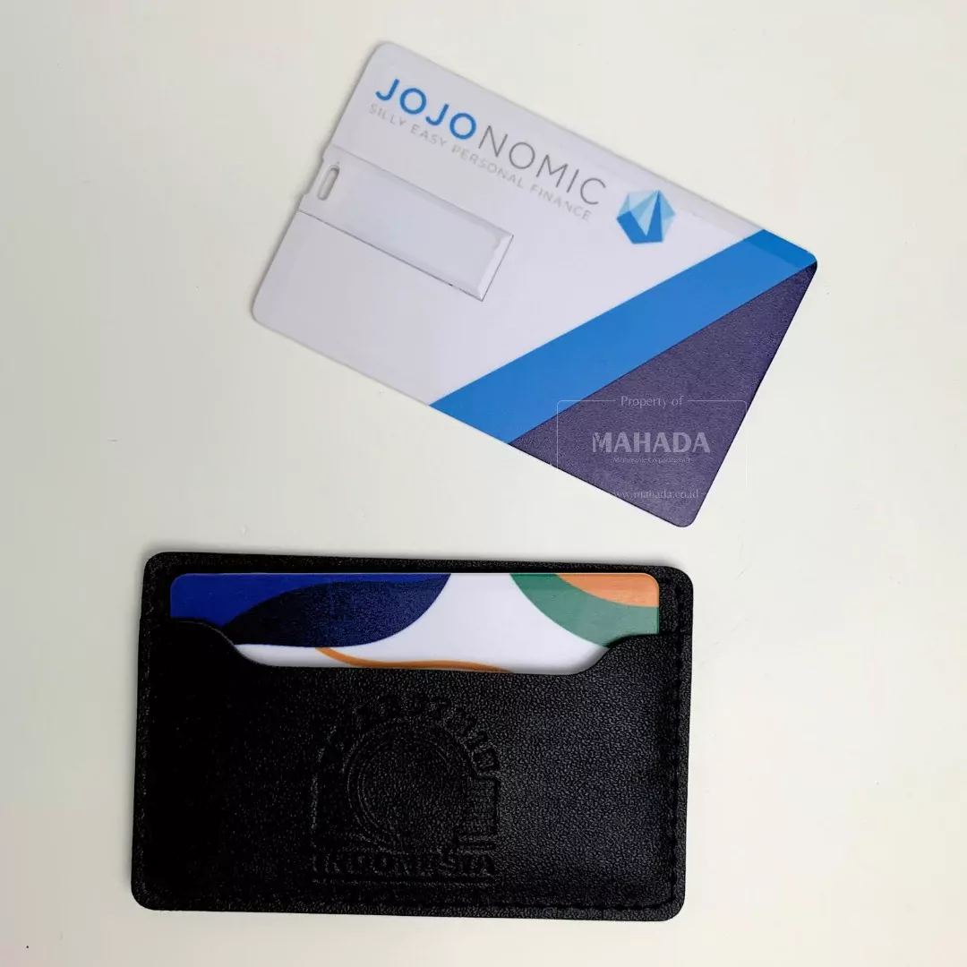 Flashdisk Model Kartu Dengan Desain Grafis Custom Berukuran Tipis (8)