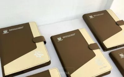 5 Cara Merawat Merchandise Berbahan PU Leather