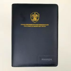 Buku Agenda Berbahan Kulit Dengan Resleting Desain Logo Custom (1)