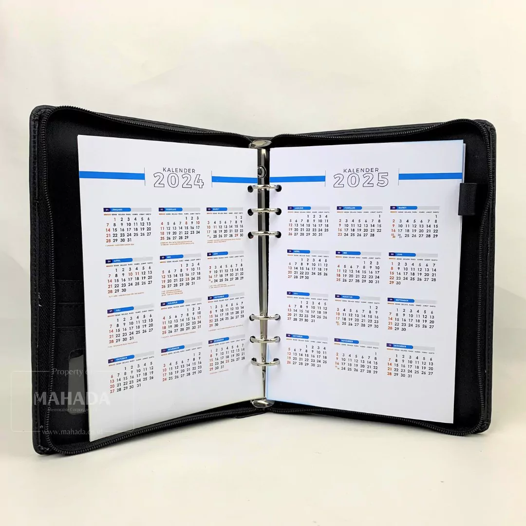 Buku Agenda Berbahan Kulit Dengan Resleting Desain Logo Custom (7)