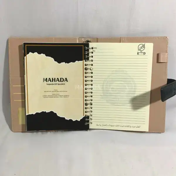 Buku Agenda Berbahan Kulit dan Denim Model Binder Dengan Pengunci Karet (7)