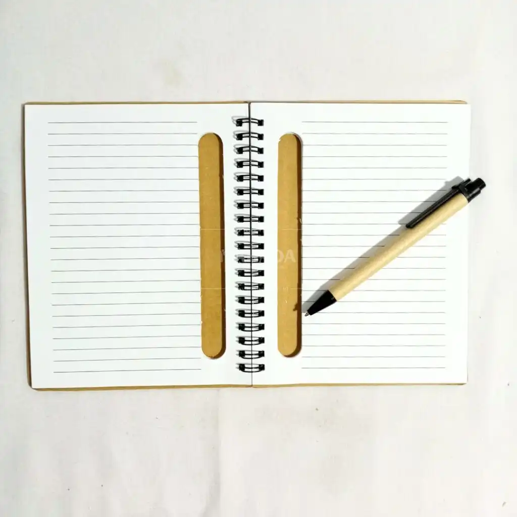 Buku Agenda Berbahan Softcover Model Memo Dengan Slot Pulpen dan Sticky Notes (3)