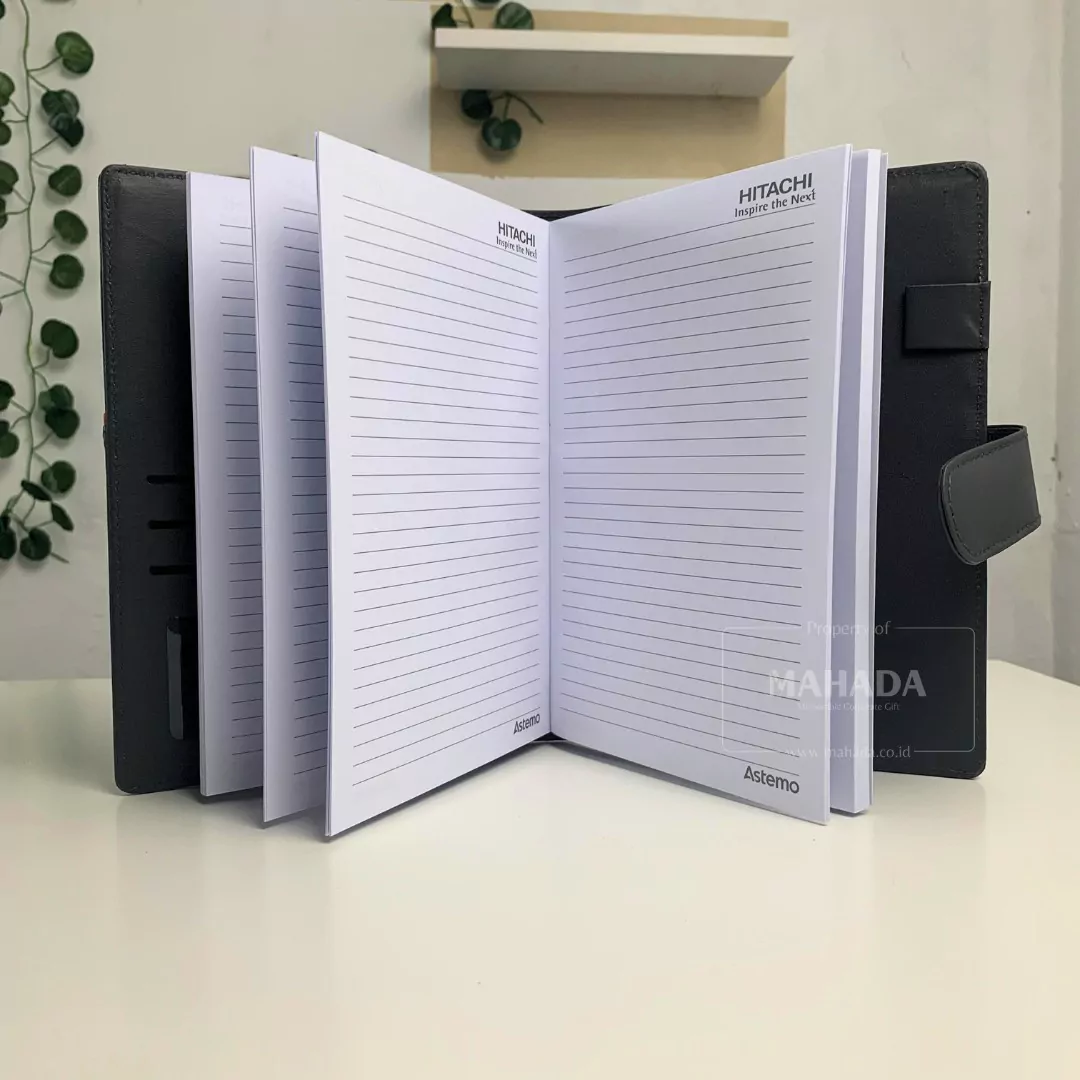 Buku Agenda Dengan Cover Berbahan Kulit Dan Cover Buku Softcover Desain Custom Logo Perusahaan (5)