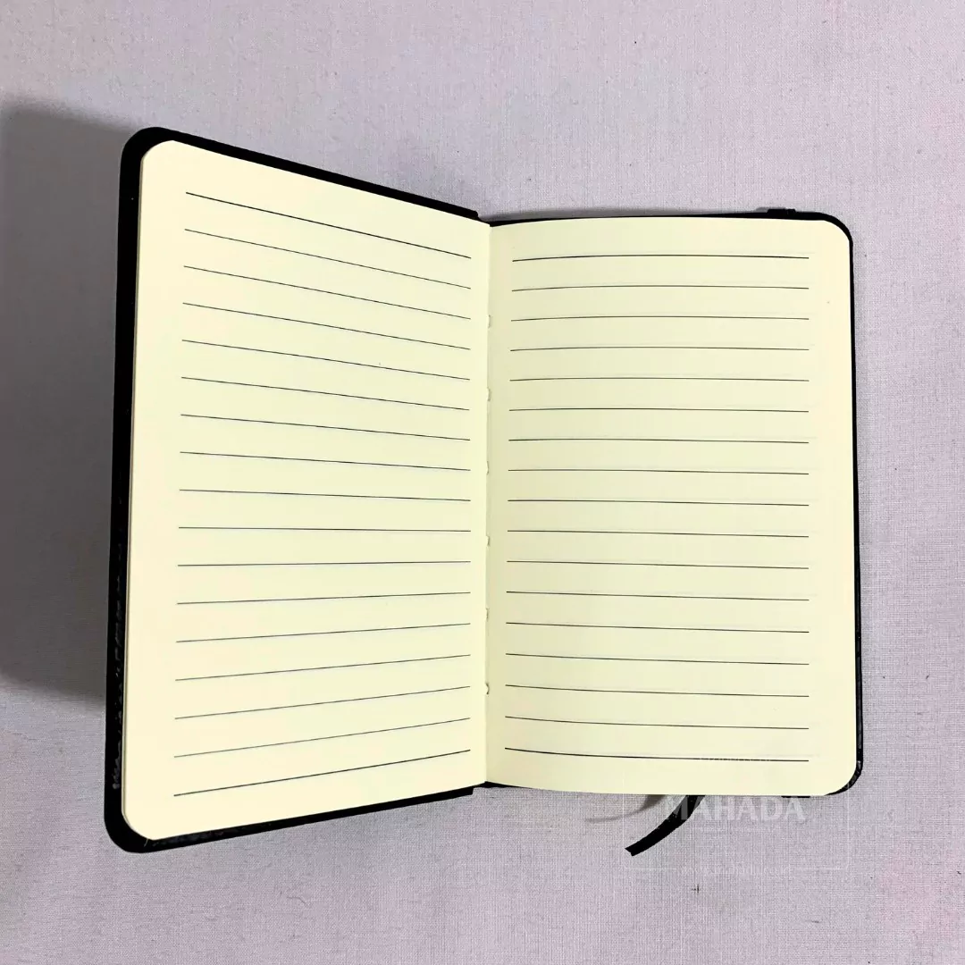 Buku Agenda Ready Stock Dengan Pengunci Karet (8)