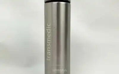 Buat Pernikahan Semakin Menarik dengan Souvenir Botol Minum!