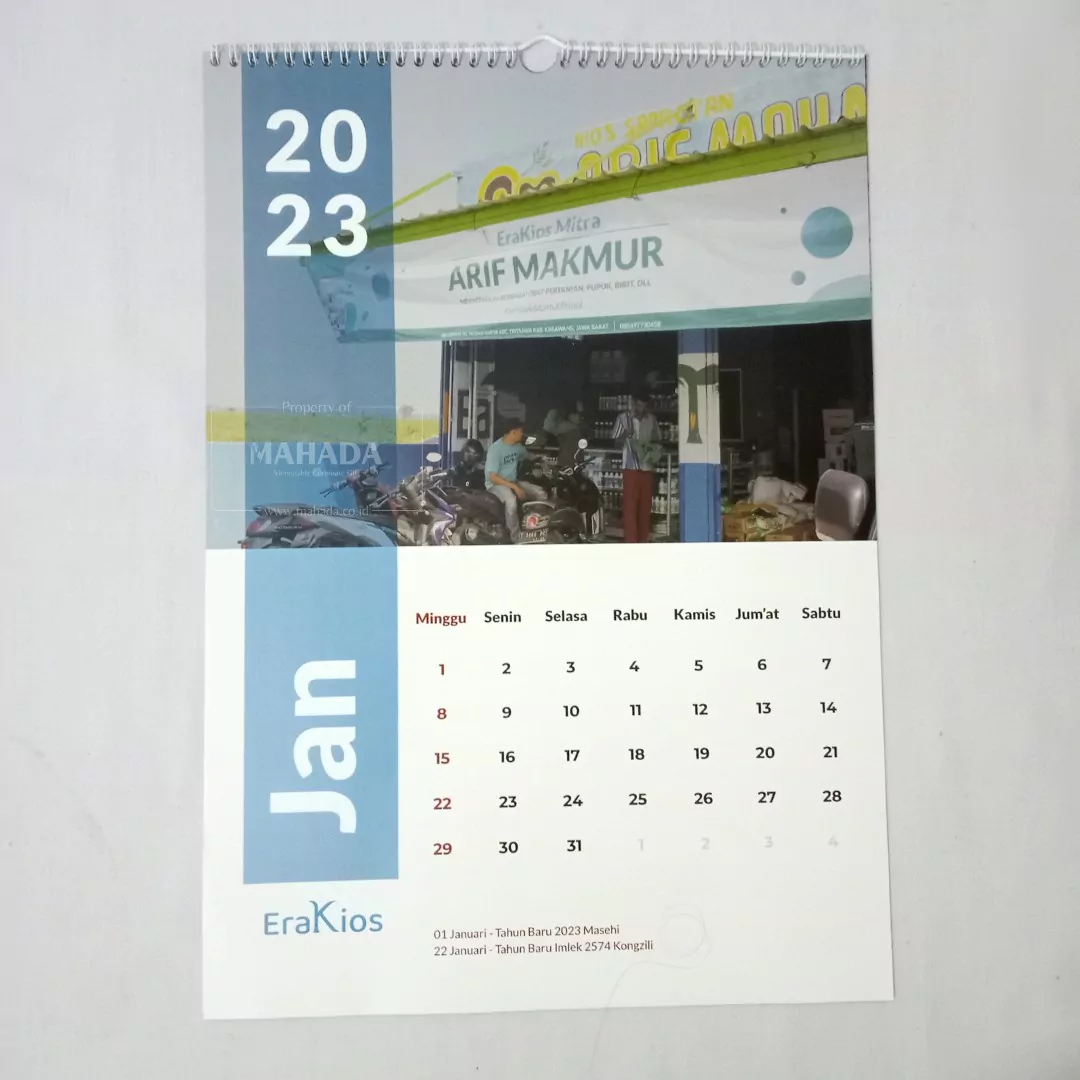 Kalender Dinding 1 Bulan Dengan Desain Custom dan Ring Kawat (4)