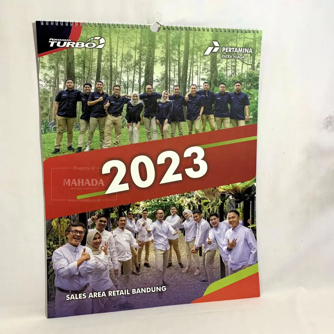 Kalender Dinding 2 Bulan Untuk Souvenir Corporate Perusahaan (4)