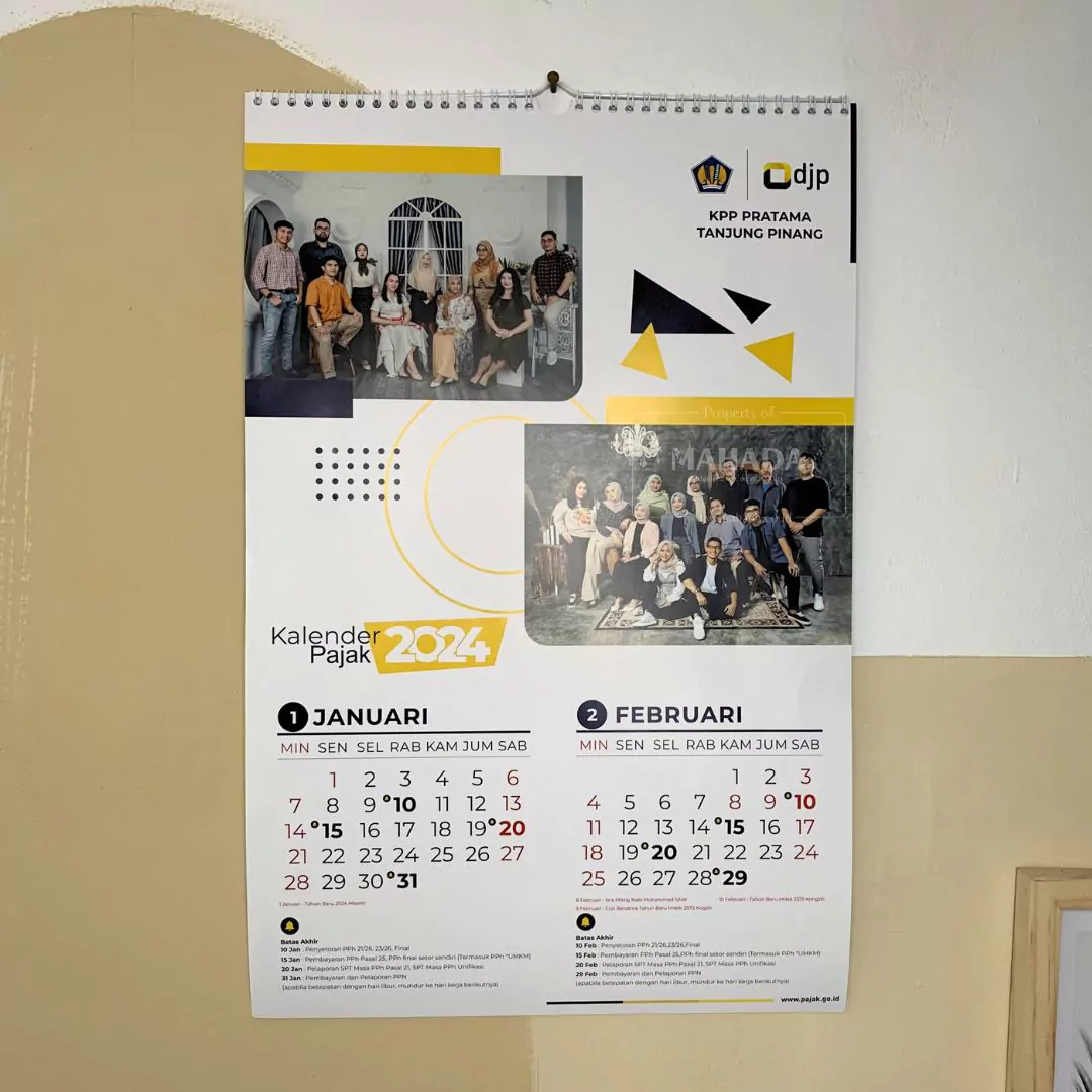 Kalender Dinding 2 Bulan Untuk Souvenir Corporate Perusahaan (7)