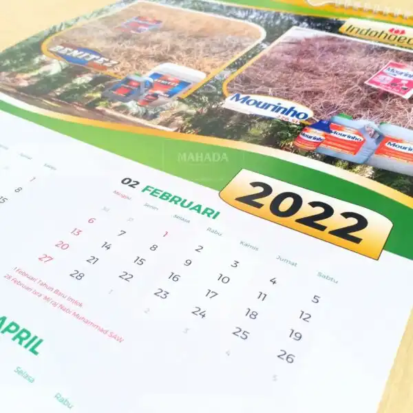 Kalender Dinding 4 Bulan Dengan Desain Custom Perusahaan (4)