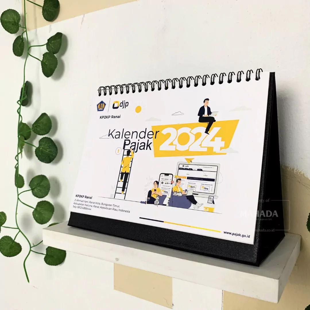 Kalender Meja Dengan Model Landscape Custom Desain Grafis Logo(3)