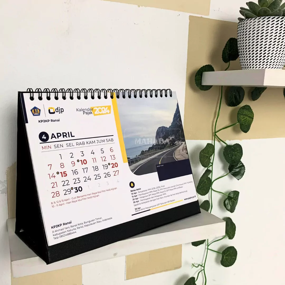 Kalender Meja Dengan Model Landscape Custom Desain Grafis Logo(4)