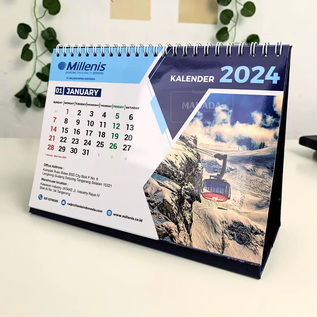 Kalender Meja Dengan Model Landscape Custom Desain Grafis Logo(8)