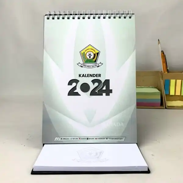 Kalender Meja Dengan Notes Model Landscape Dapat Custom Desain Grafis (6)