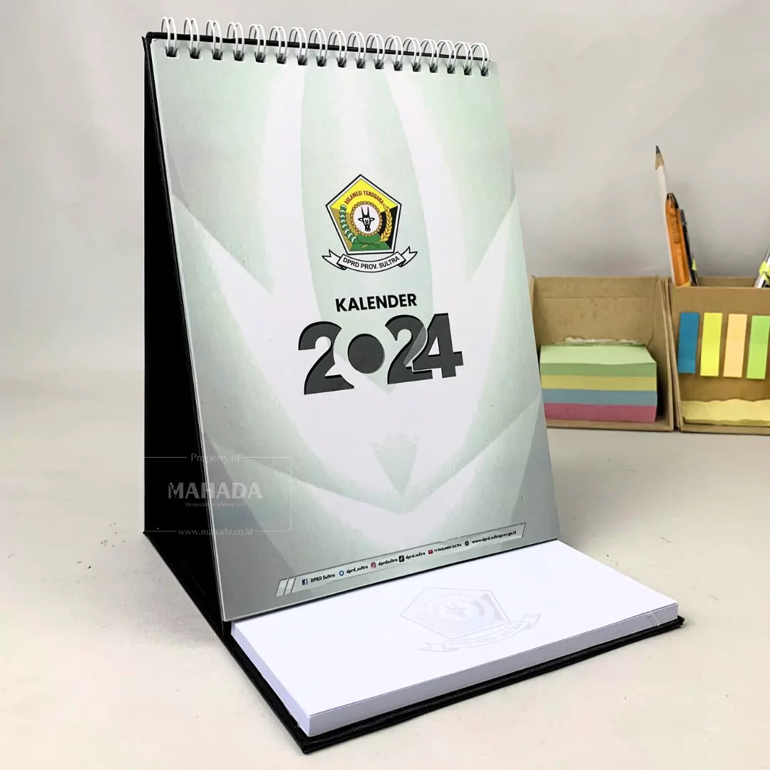 Kalender Meja Dengan Notes Model Landscape Dapat Custom Desain Grafis (7)