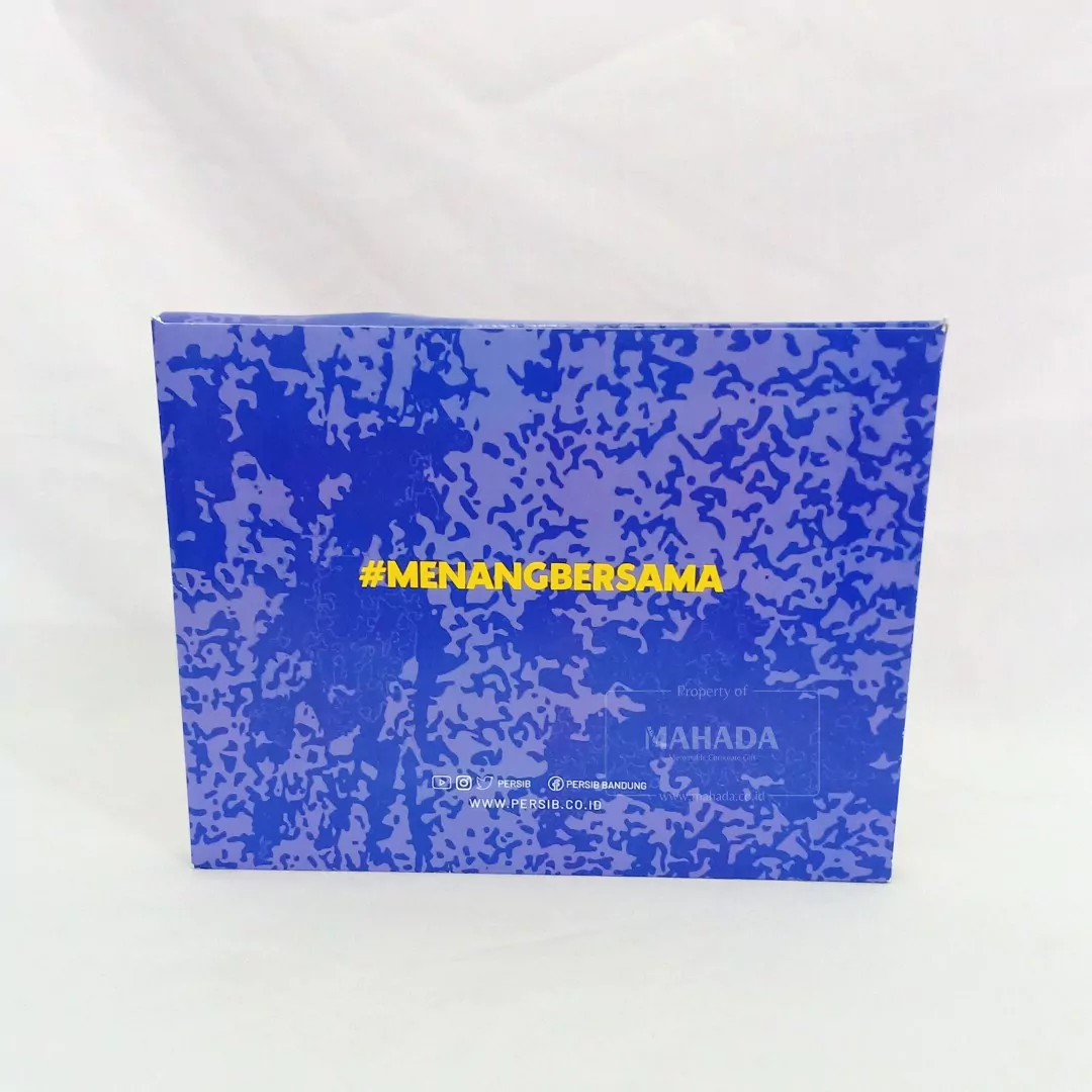 Kalender Meja Dengan Packaging Box Khusus Dapat Ditambah Desain Grafis Custom (6)