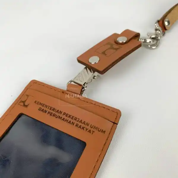 Card Holder Untuk Kartu Identitas ID Berbahan Kulit Dengan Lanyard Desain Custom (10)