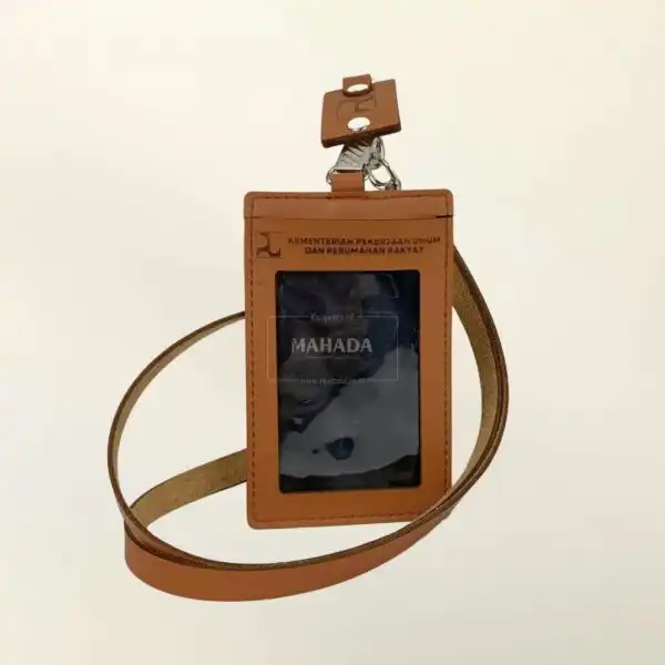Card Holder Untuk Kartu Identitas ID Berbahan Kulit Dengan Lanyard Desain Custom (5)