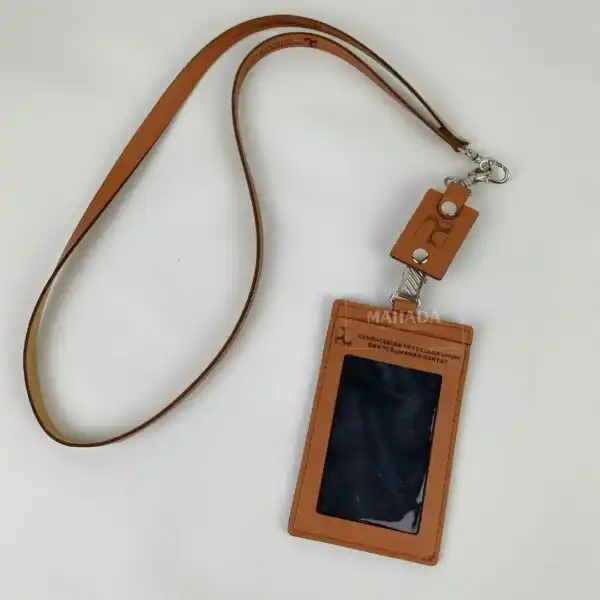 Card Holder Untuk Kartu Identitas ID Berbahan Kulit Dengan Lanyard Desain Custom (7)