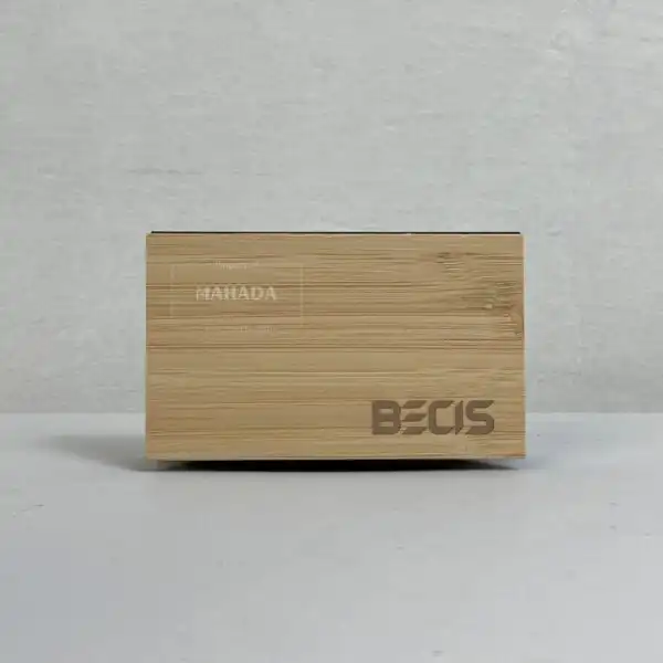 Cardholder Dengan Bahan Kulit dan Stainless Beragam Model Custom Logo Perusahaan (7)