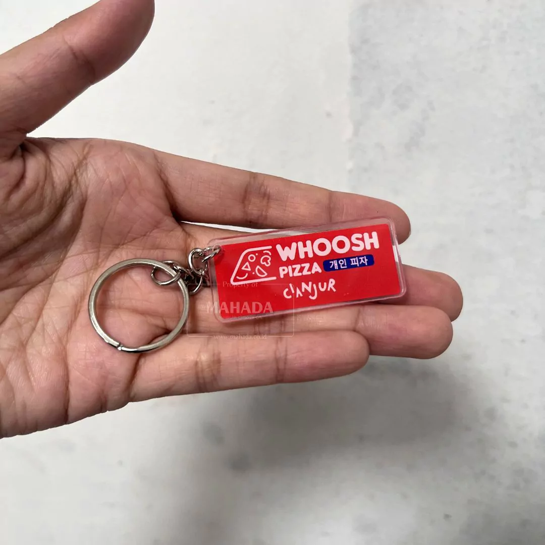 Gantungan Kunci Berbahan Akrilik Dengan Desain dan Bentuk Custom Untuk Souvenir Acara (10)