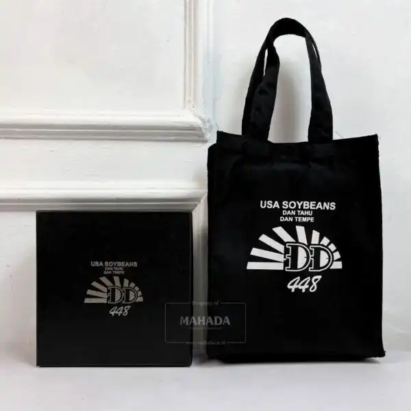 Tas Totebag Canvas Dengan Custom Grafis Untuk Souvenir (2)