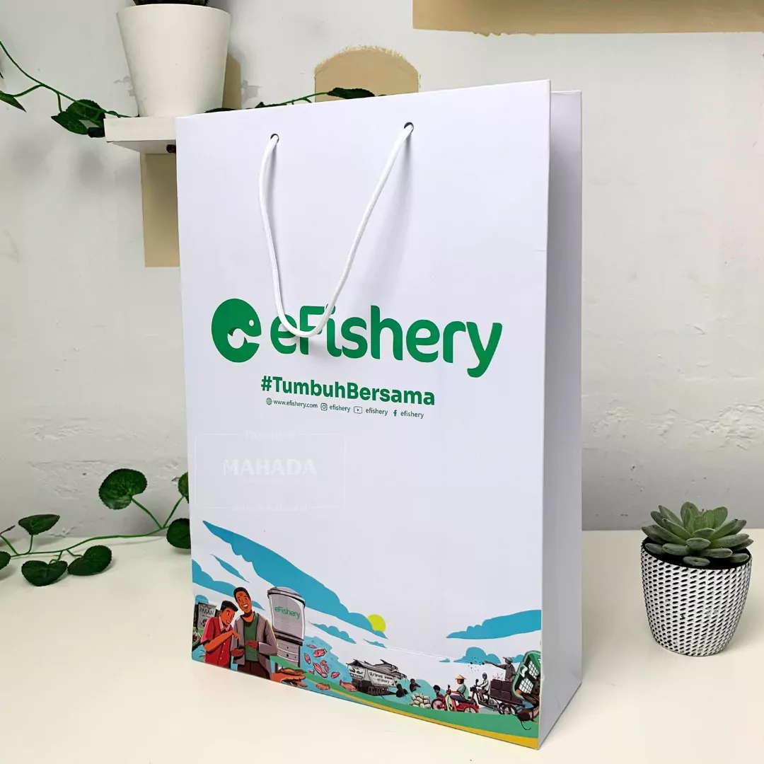 Tas Paperbag Dengan Desain Custom Dilengkapi Tali Untuk Souvenir Seminar (7)