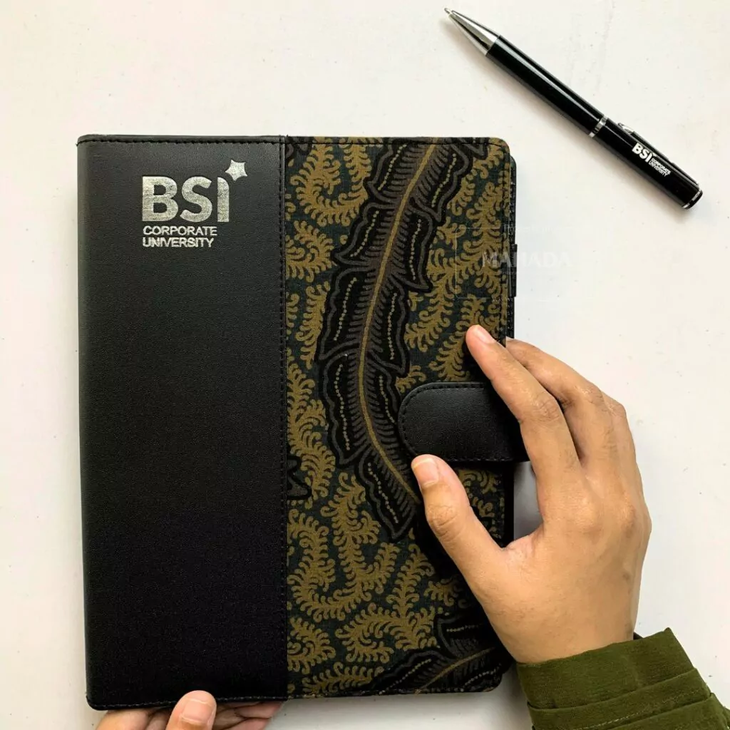 Gift Set 3 Item Custom Souvenir Bank Packaging Hardbox Berisi Tumbler, Buku Agenda Batik dan Pulpen (7)