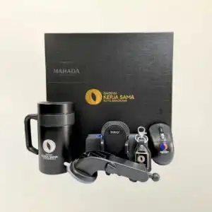 Gift Set 5 Item Berisi Phone Holder, Tumbler Mug, Mouse Wireless, Gantungan Kunci dan Speaker (1)