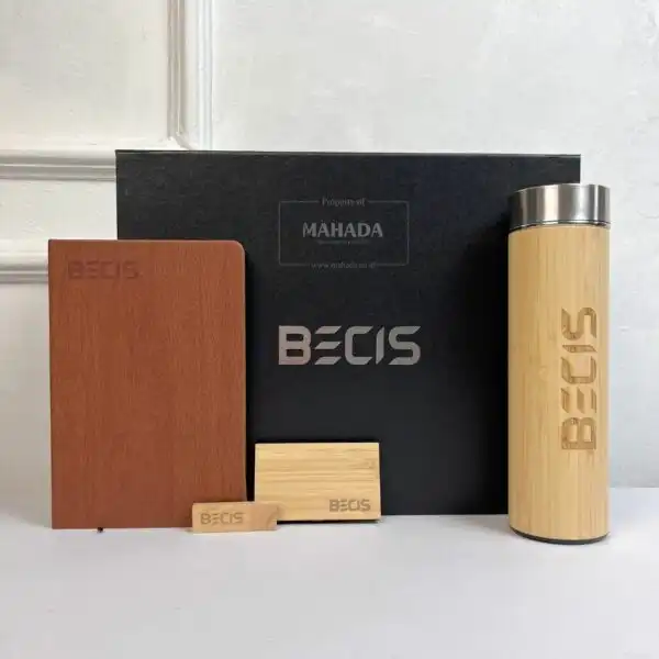 Gift Set Berisi 4 Item Buku Agenda, Tumbler, Cardholder, dan Flashdisk Souvenir Custom Logo Perusahaan (7)