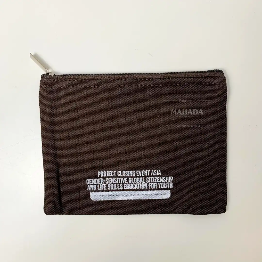 Seminar Kit 6 Berisi Pouch Custom Logo