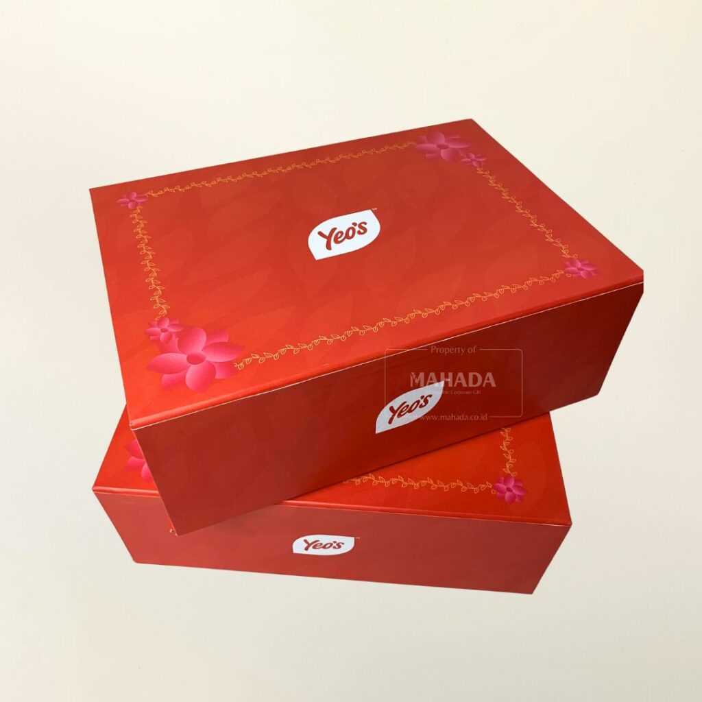 Packaging Box Berbahan Hardbox Dengan Magnet Untuk Pengunci Box Custom Desain Grafis (a)