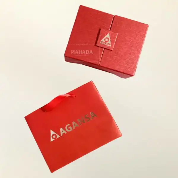 Packaging Box Berbahan Hardbox Dengan Paperbag Dapat Custom Logo dan Model (1)