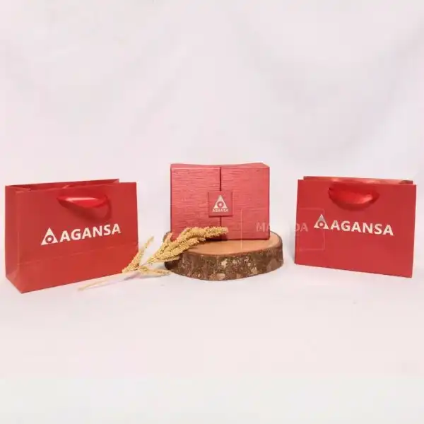 Packaging Box Berbahan Hardbox Dengan Paperbag Dapat Custom Logo dan Model (7)