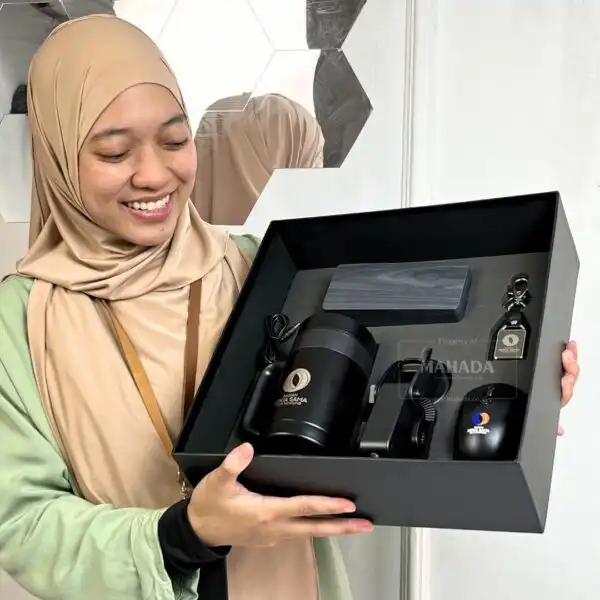 Mouse Wireless Dengan Custom Logo dan Packaging Box Untuk Souvenir (12)