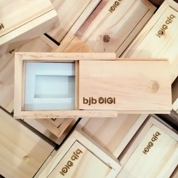 Packaging Box Berbahan Kayu Dengan Model Geser Dan Print Logo Laser (3)