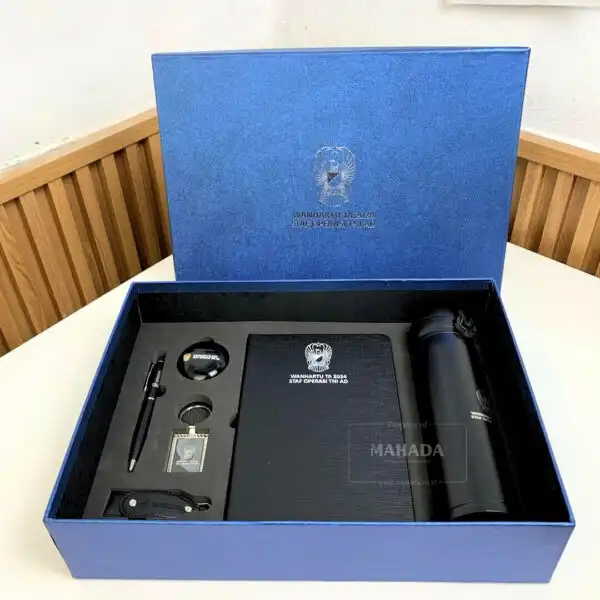 Gift Set 6 Item Custom Souvenir Pemerintahan Packaging Hardbox Berisi Buku Agenda, Tumbler, Pulpen, TWS, Gantungan Kunci, dan Flashdisk Bagian Depan