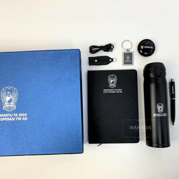Gift Set 6 Item Custom Souvenir Pemerintahan Packaging Hardbox Dengan Buku Agenda, Tumbler, Pulpen, TWS, Gantungan Kunci, dan Flashdisk