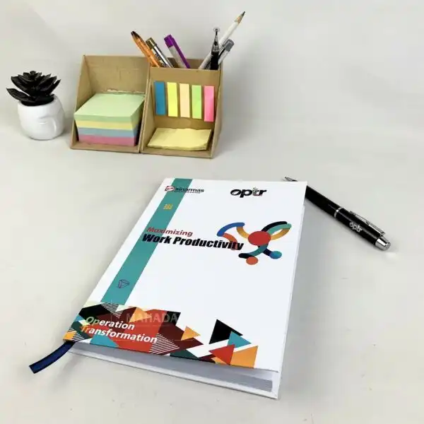 Seminar Kit 2 Berisi Buku Agenda Dengan Karet dan Pulpen Metal (2)