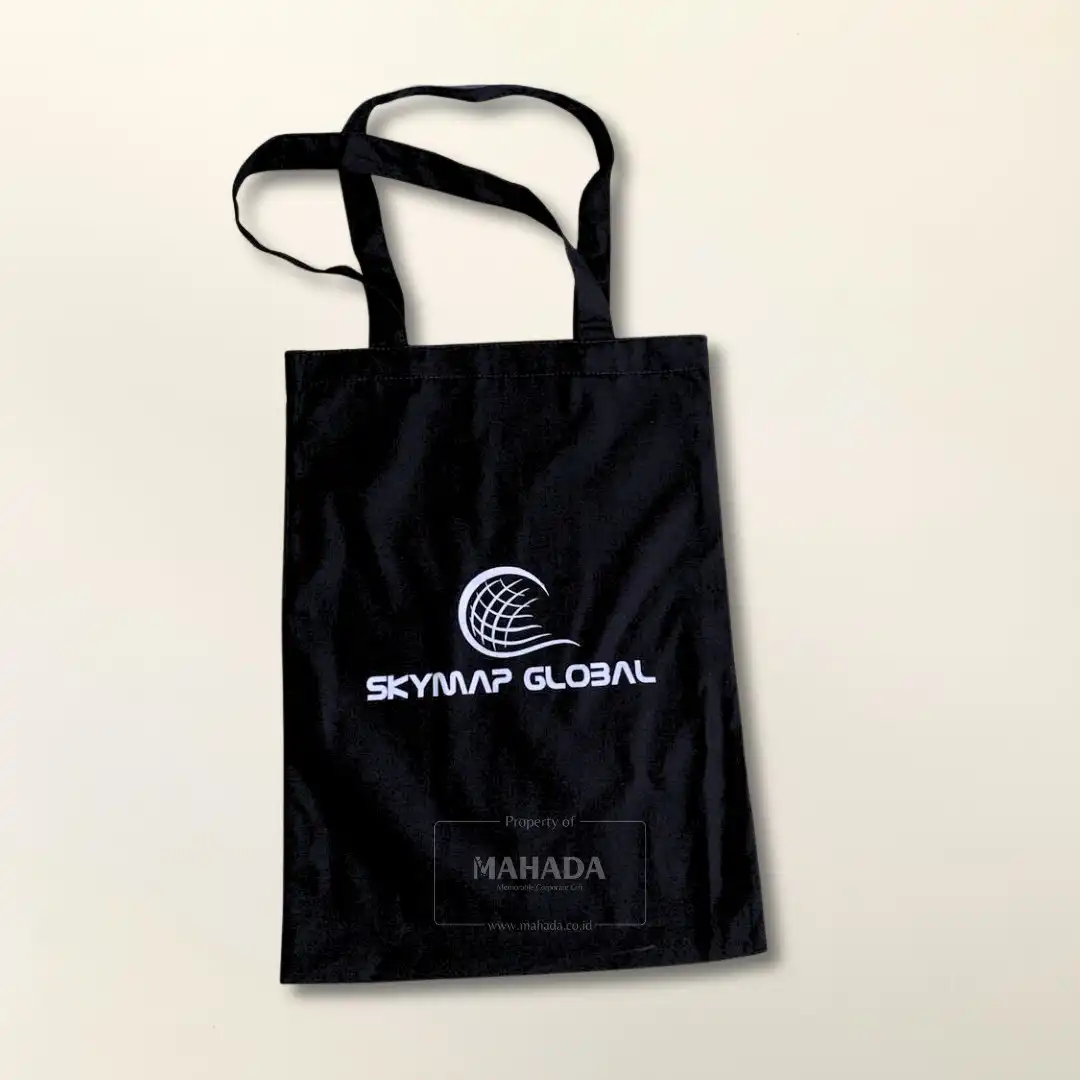 Souvenir Kantor 4 Berisi Totebag Dengan Logo Perusahaan Souvenir Kantor 4 Berisi Totebag Dengan Logo Perusahaan